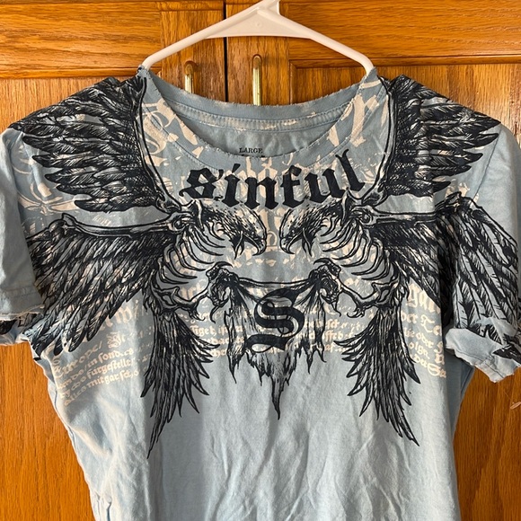 Large women’s sinful shirt worn once or twice - Picture 2 of 7